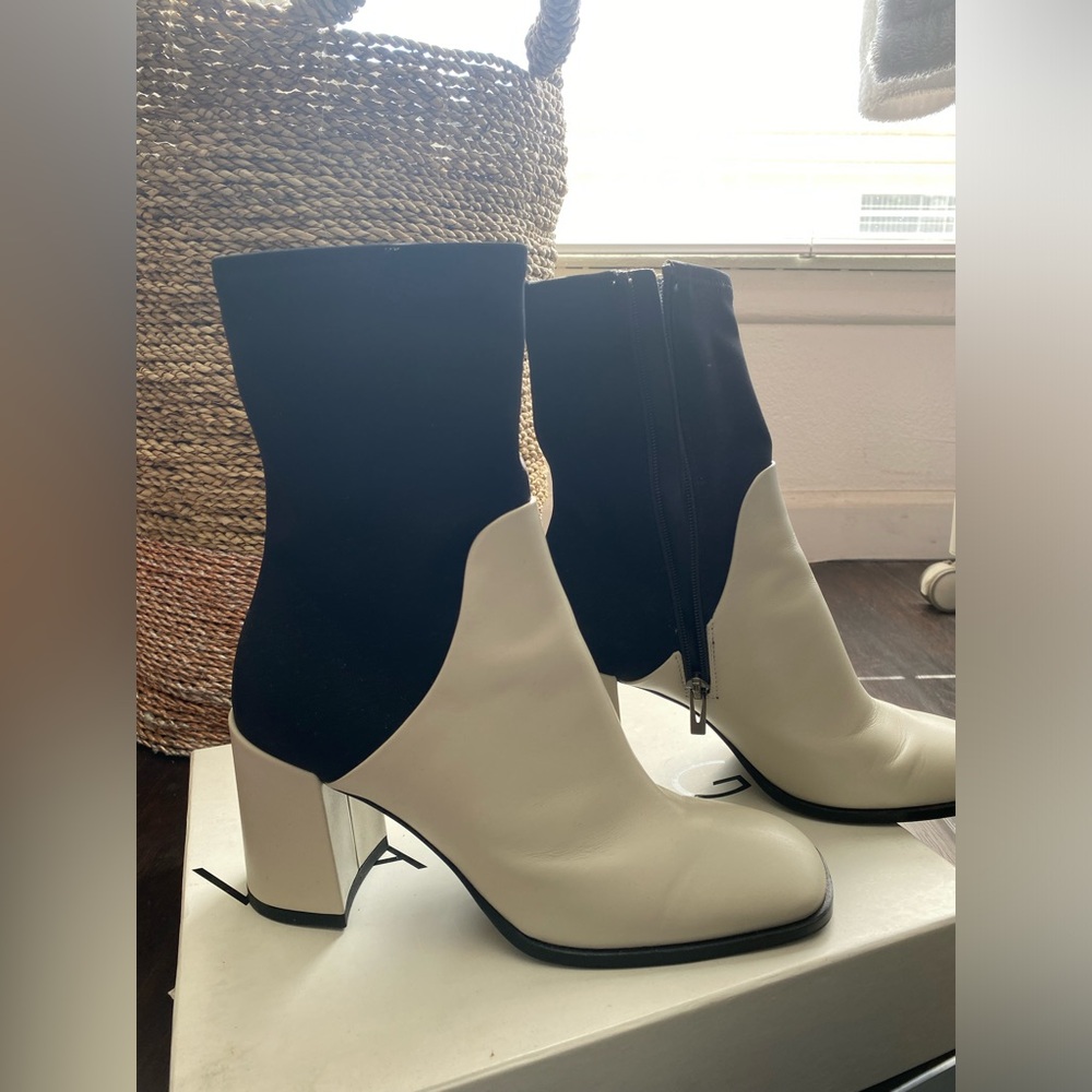 Via Spiga two tone ankle boots